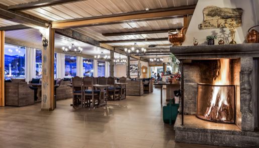 Dining area at Vågå Hotel in Norway