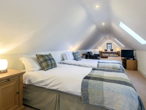 Eagle's Crag Double and Twin Room