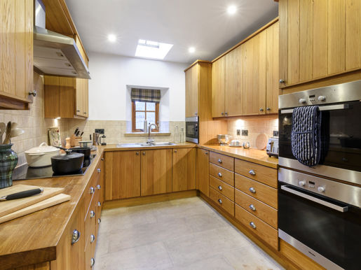 Eagle's Crag Kitchen