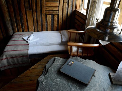 Basecamp_Hotel_rooms_photoby_Kirsti_Ikonen_11.jpg