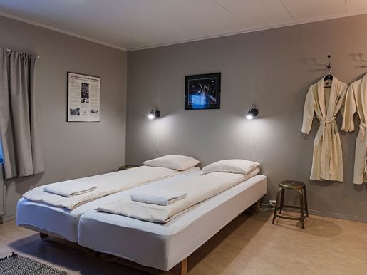 550x450-CMC-twinroom.jpg