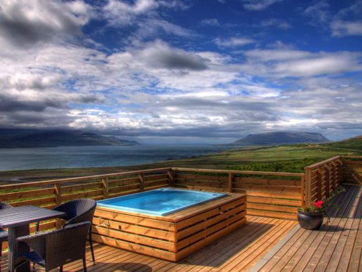 Hotel Glymur - Hot tub at villa.jpg