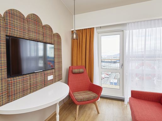 IH_Marina_Deluxe_room_21.jpg