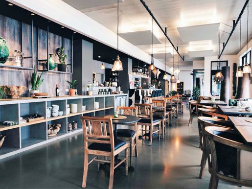 Eyja Guldsmeden - Breakfast Area.jpg (1)