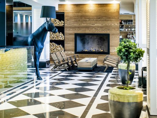 Hotel_Lilla_Roberts_Lobby_005.jpg