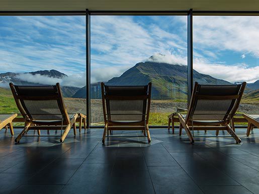Eleven Iceland 0983