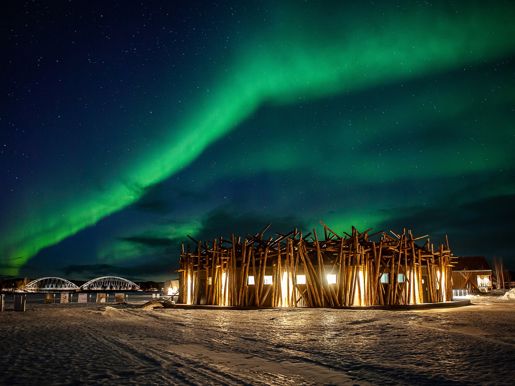 Arctic Bath With Northern Lights
