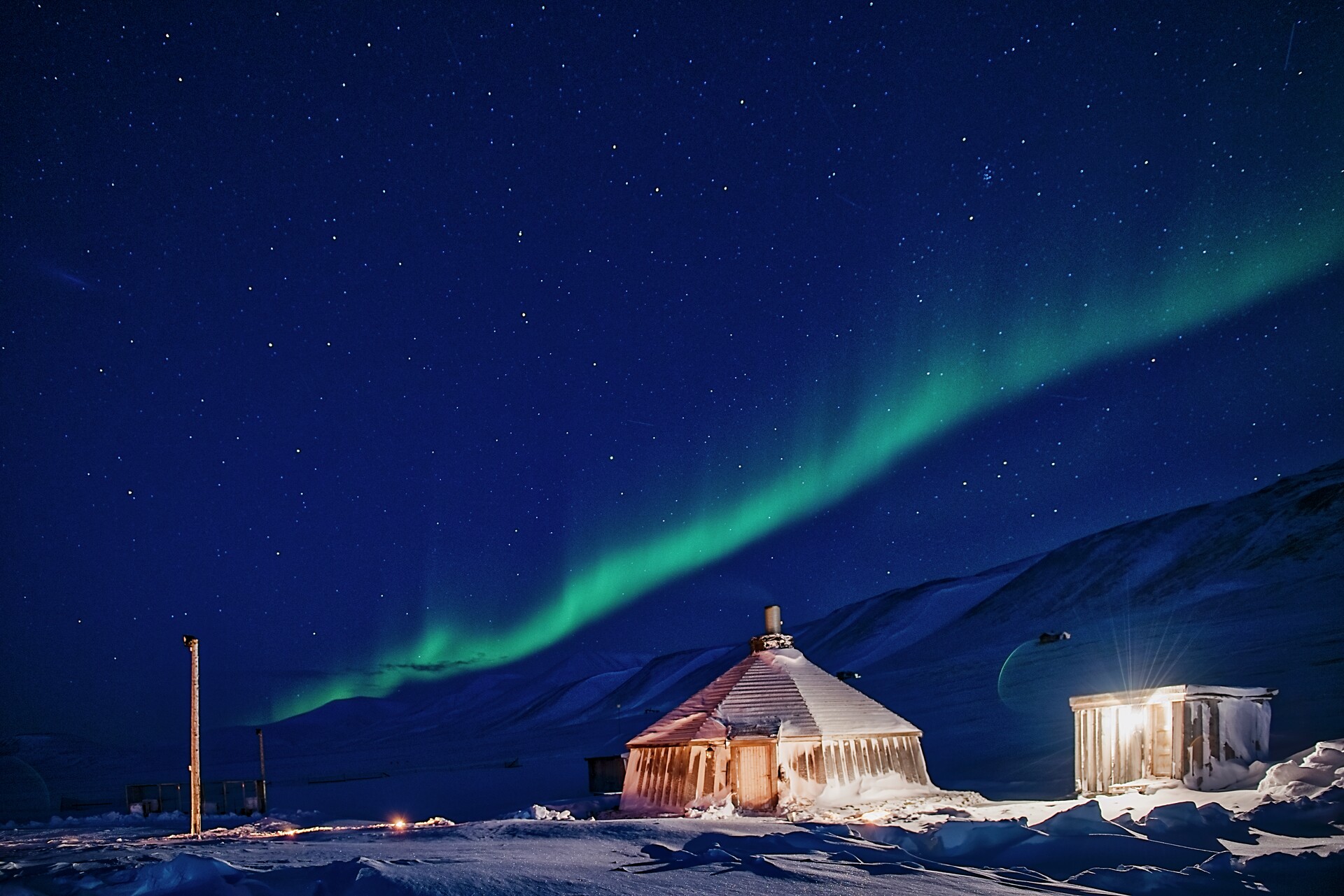 Northern lights over Camp Barentz in Spitsbergen on Svalbard