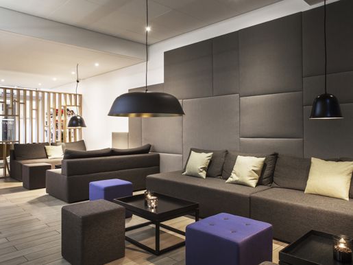 Storm Hotel Lounge 2