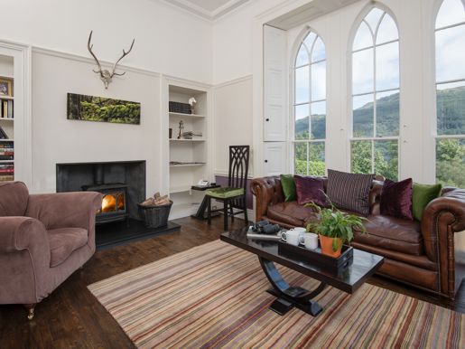 Stuckgowan Seating Area